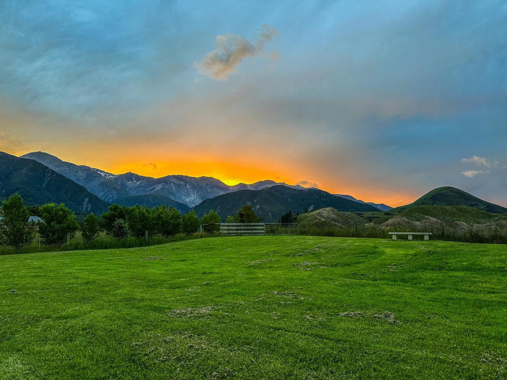White Caps Kaikoura Farmstay ภายนอก รูปภาพ